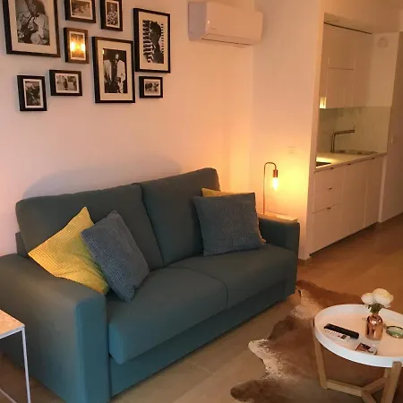 La Roca Chica First Line Bajondillo Nice&cosy * Torremolinos